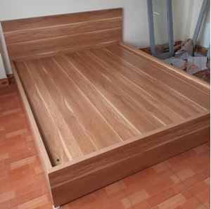 Hình ảnh của Giường ngủ gỗ công nghiệp thiết kế tối giản